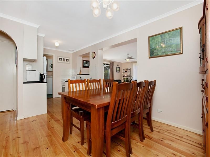 11 Whitlam Street, St Agnes SA 5097