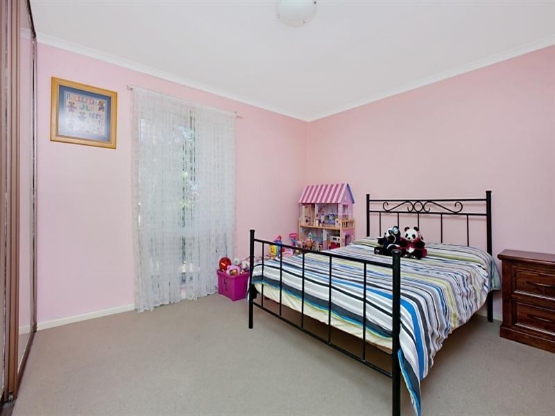 11 Whitlam Street, St Agnes SA 5097