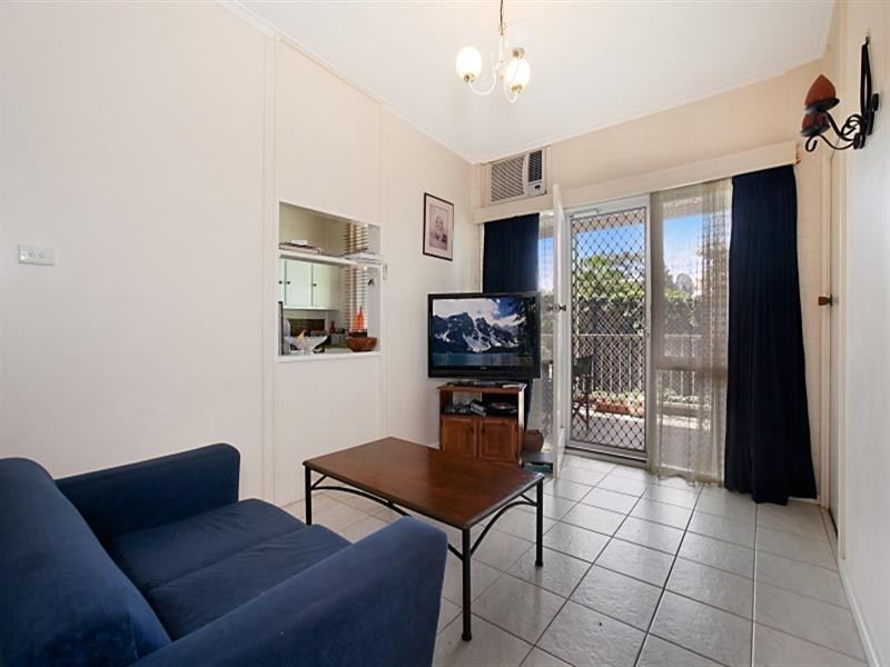 19 Gwender Terrace, Para Hills SA 5096