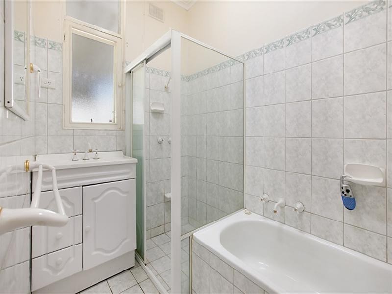 19 Gwender Terrace, Para Hills SA 5096