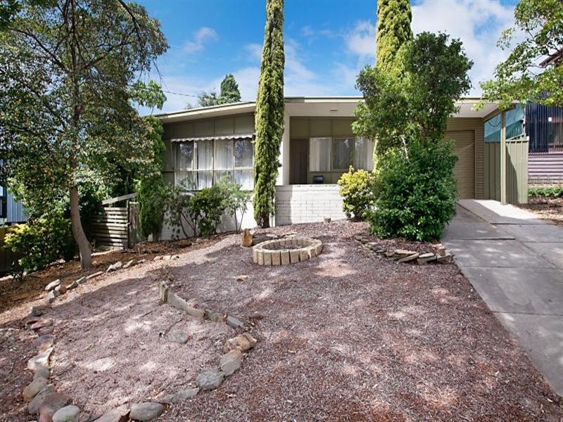 19 Gwender Terrace, Para Hills SA 5096