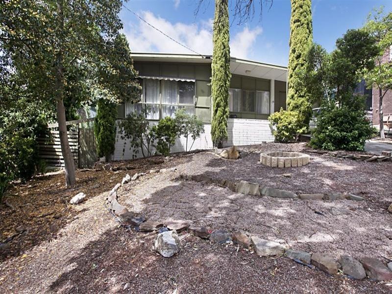 19 Gwender Terrace, Para Hills SA 5096