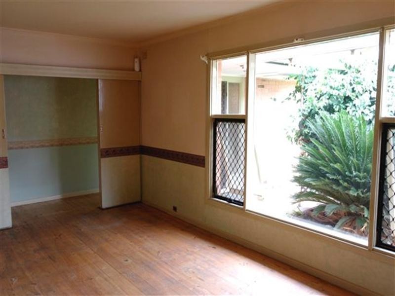 7 Rutherford Street, Valley View SA 5093