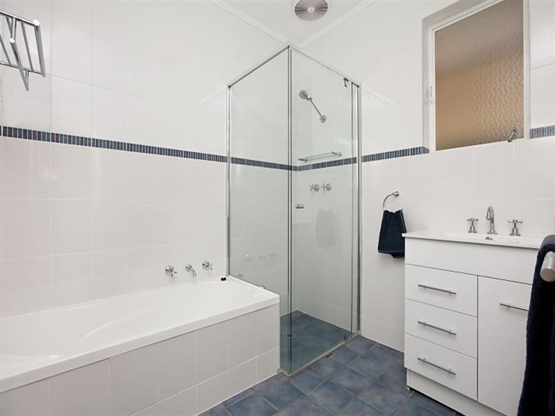 26 Cremin Street, Fairview Park SA 5126