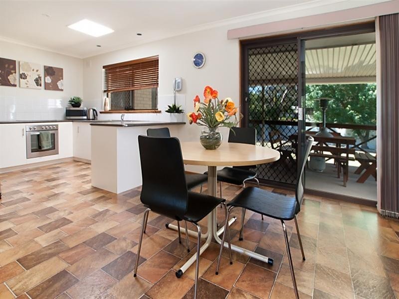 40 Greenwood Drive, St Agnes SA 5097