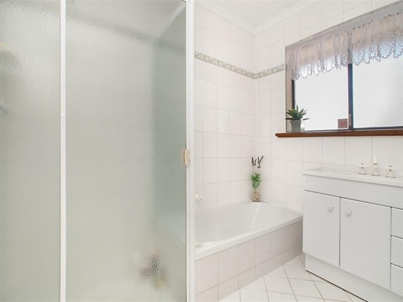 40 Greenwood Drive, St Agnes SA 5097