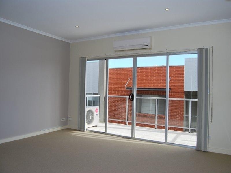 24 21-25 Goodal Parade, Mawson Lakes SA 5095