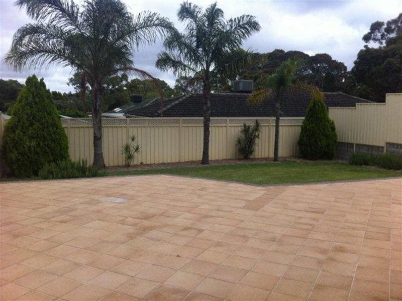 8 The Fairway, Tea Tree Gully SA 5091