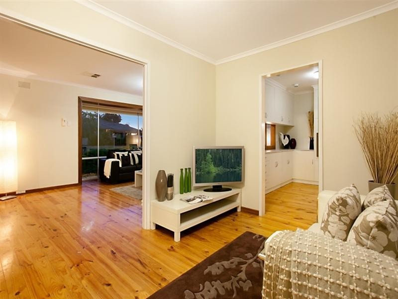 12 Greensview Road, Banksia Park SA 5091