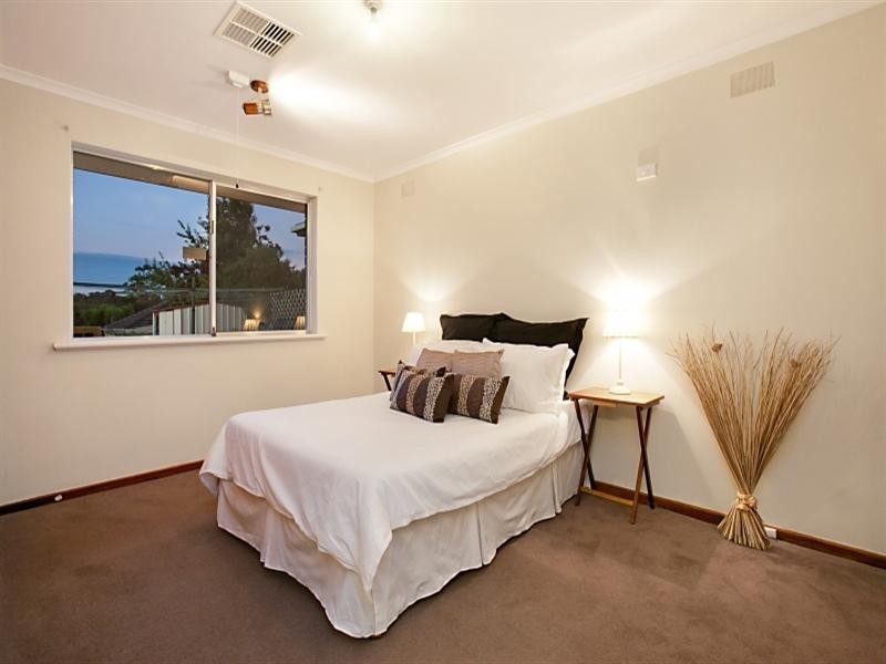 12 Greensview Road, Banksia Park SA 5091