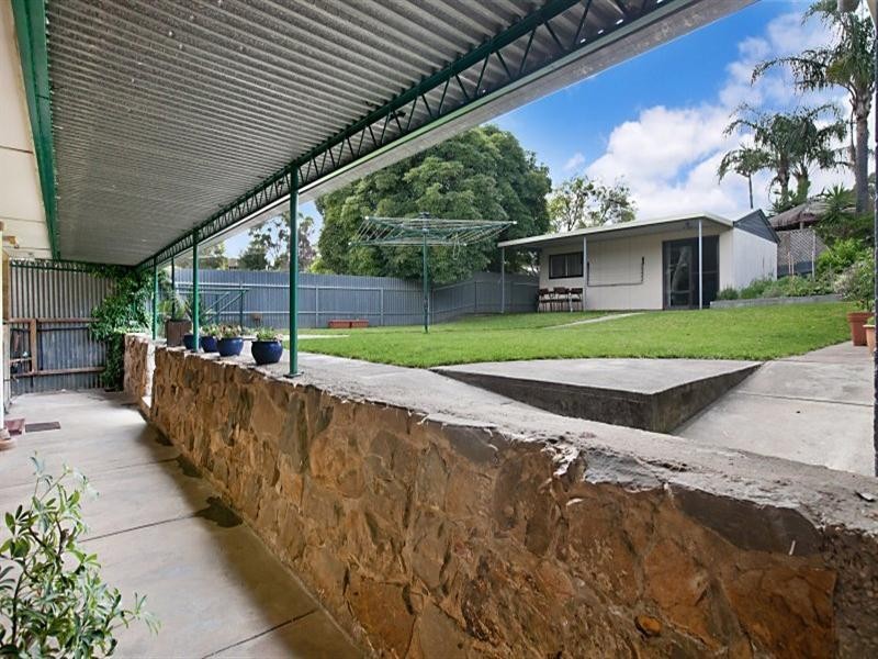 15 Forrest Avenue, Valley View SA 5093