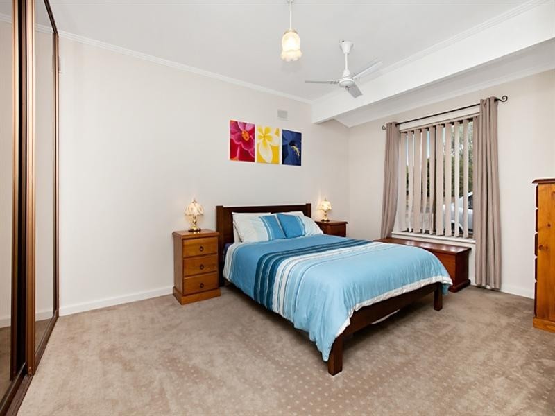 15 Forrest Avenue, Valley View SA 5093