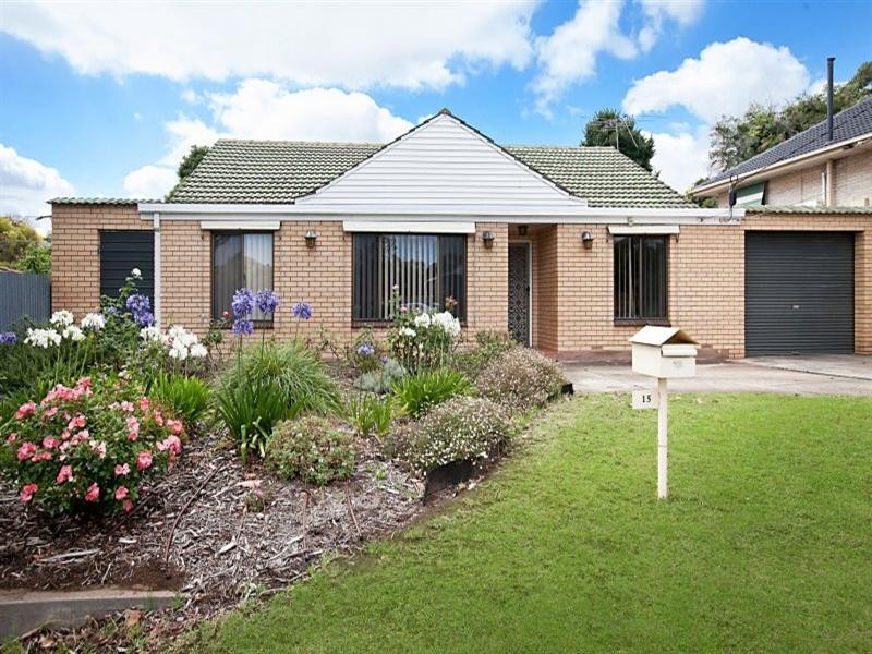 15 Forrest Avenue, Valley View SA 5093