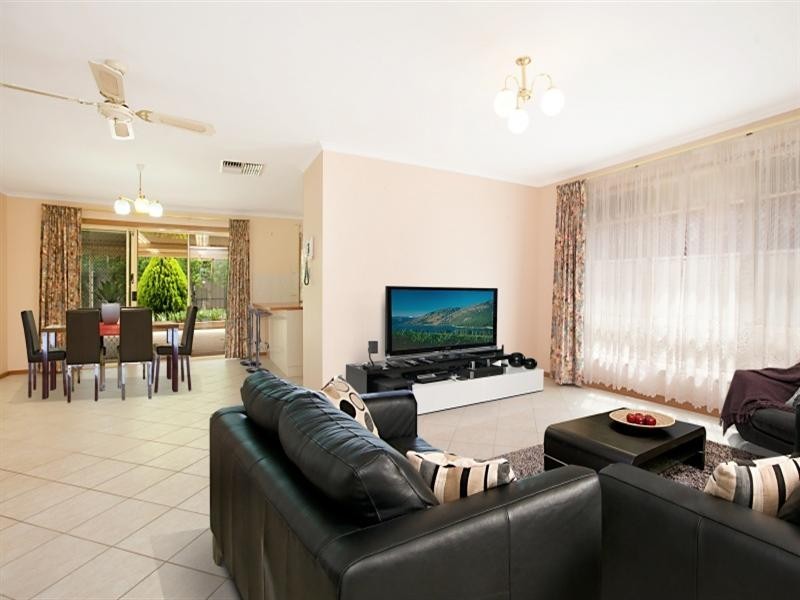 19 Taylor Street, Modbury Heights SA 5092