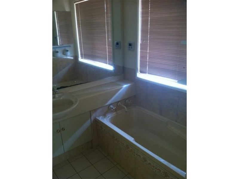 4 Florence Street, Oakden SA 5086