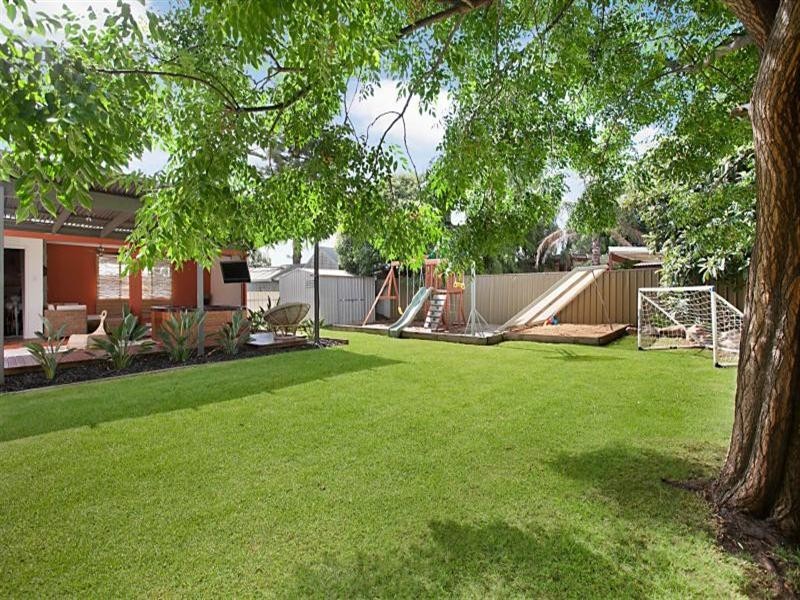 10 Shakespeare Way, Para Hills SA 5096