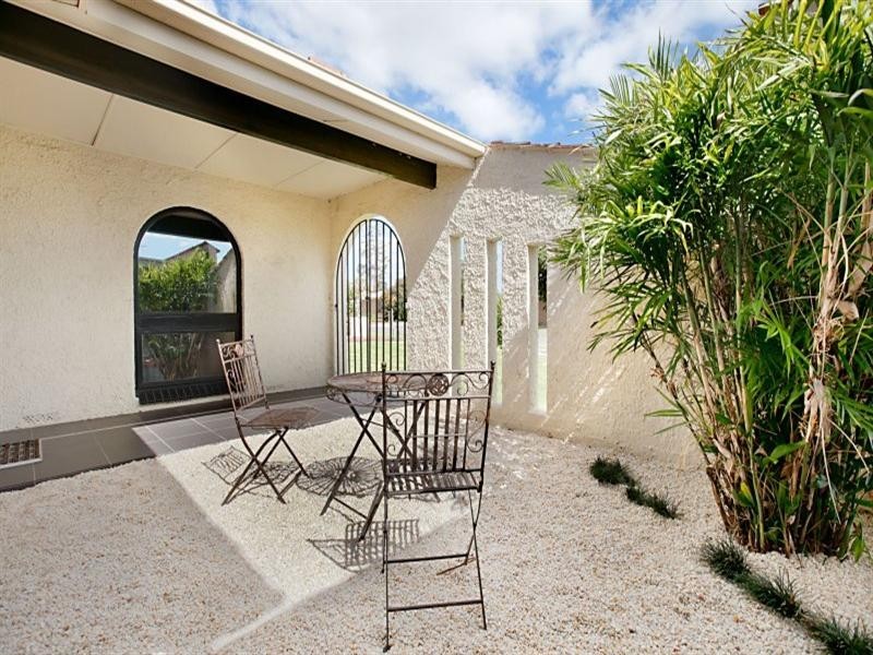 10 Shakespeare Way, Para Hills SA 5096