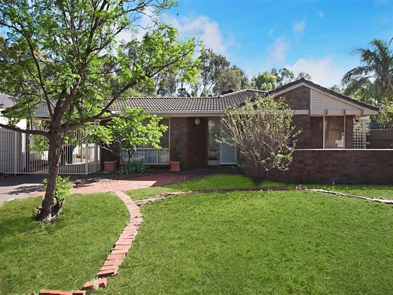 8 Ingham Way, Salisbury Heights SA 5109