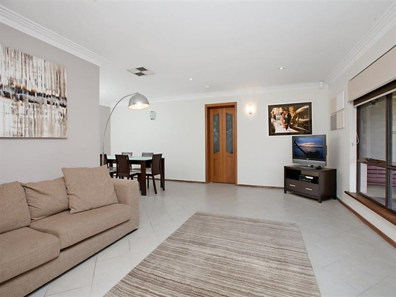 12 Abercrombie Crescent, St Agnes SA 5097