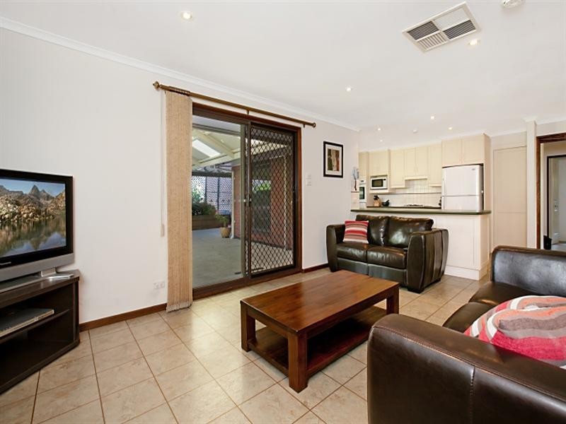 12 Abercrombie Crescent, St Agnes SA 5097