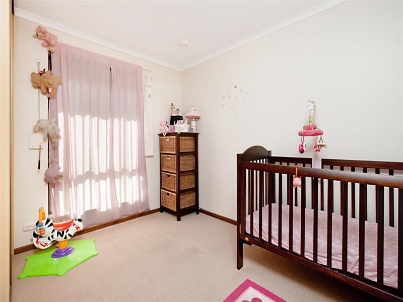 12 Abercrombie Crescent, St Agnes SA 5097