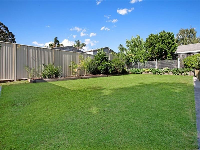 12 Abercrombie Crescent, St Agnes SA 5097