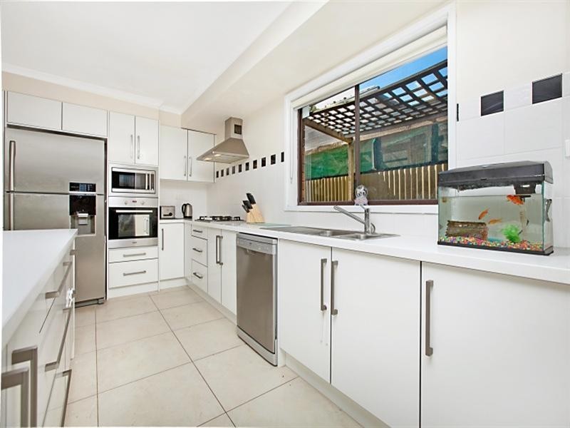 31 Kirrawee Drive, Redwood Park SA 5097