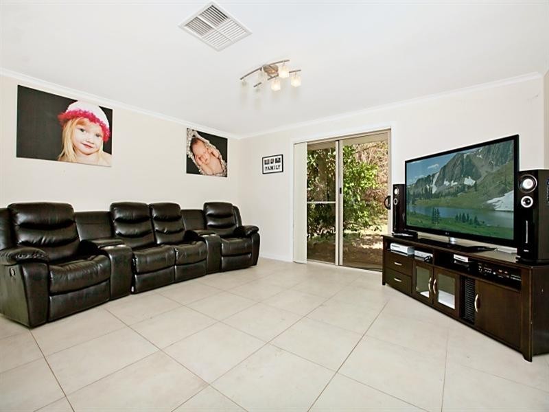 31 Kirrawee Drive, Redwood Park SA 5097