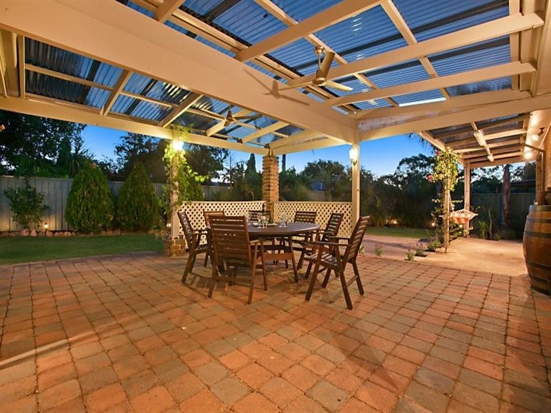 4 Rehn Court, Redwood Park SA 5097