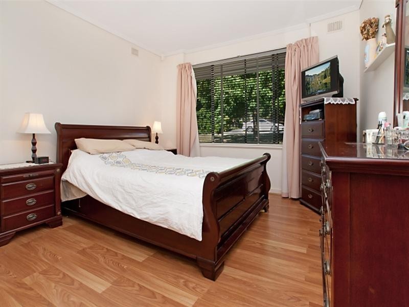 8 Ashley Avenue, Ridgehaven SA 5097