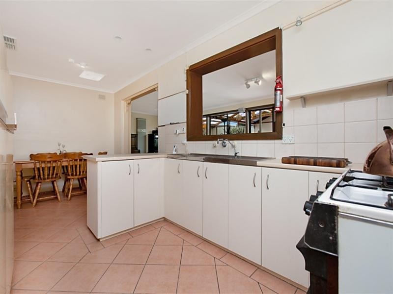 41 Kalina Avenue, Para Vista SA 5093