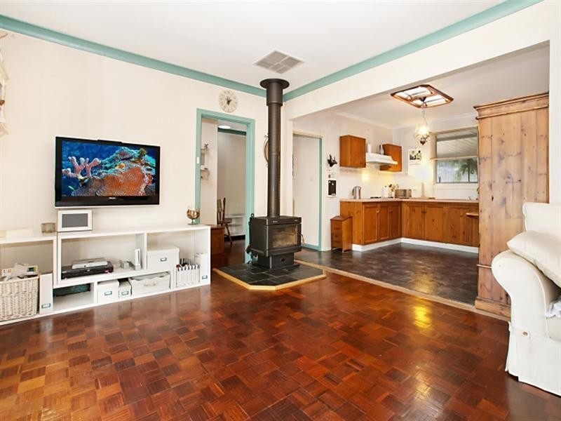 8 Wynyard Place, Redwood Park SA 5097