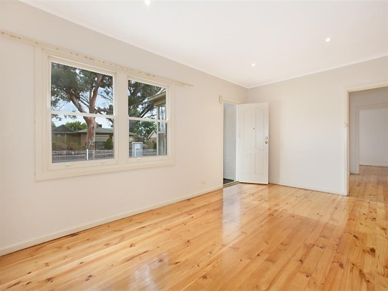 7 St Leonard Crescent, Elizabeth Downs SA 5113