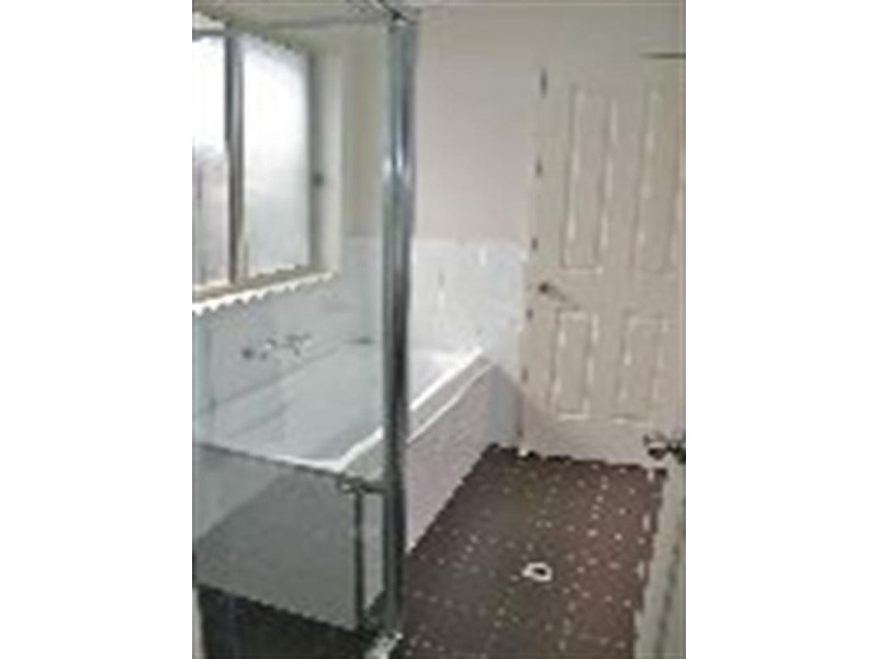 25 Carolan Cresent, Valley View SA 5093