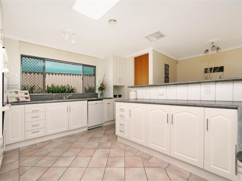 83 Casuarina Avenue, Surrey Downs SA 5126