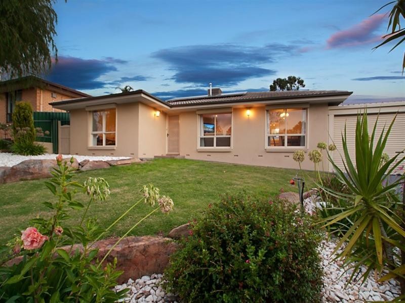 3 Gollop Crescent, Redwood Park SA 5097
