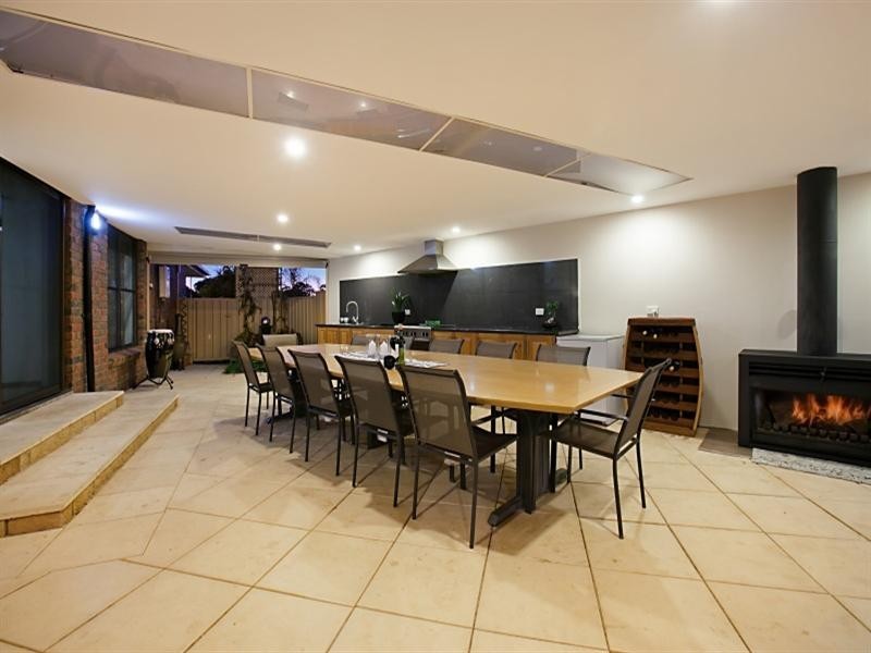 9 Terrigal Court, Redwood Park SA 5097