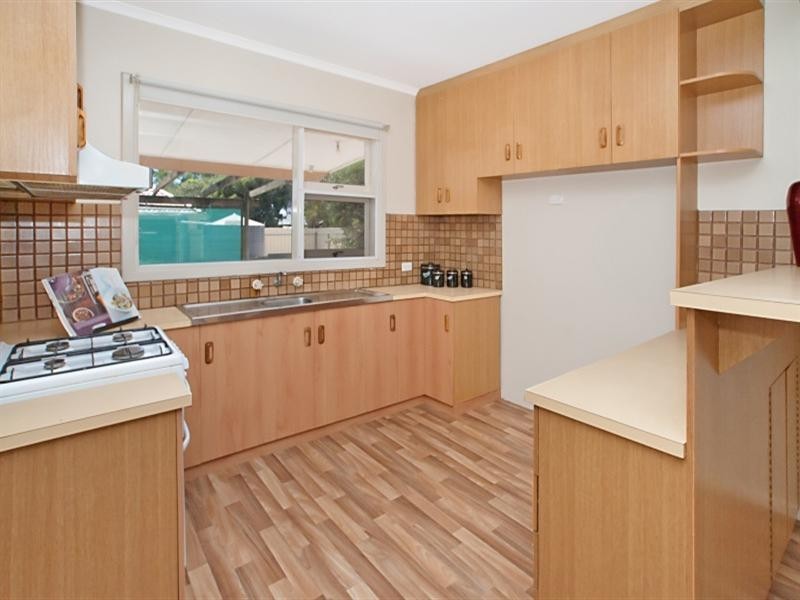 5 York Street, Valley View SA 5093