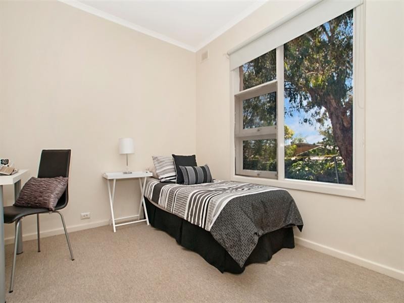 5 York Street, Valley View SA 5093