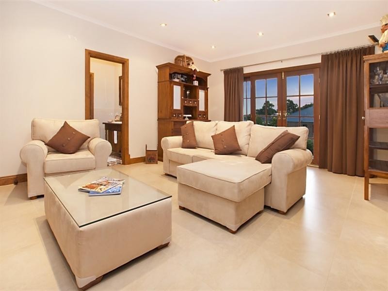 8 Larsen Court, Highbury SA 5089