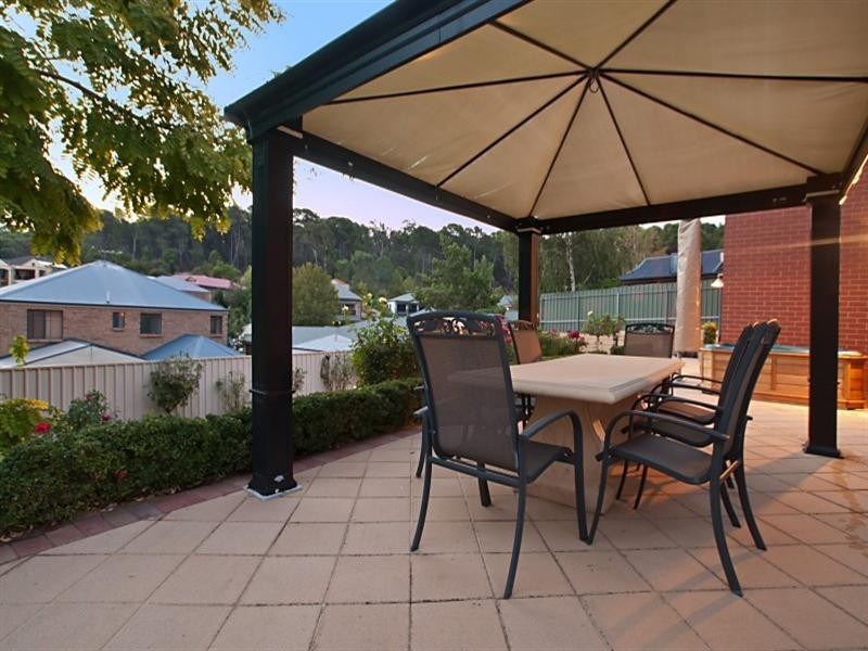 8 Larsen Court, Highbury SA 5089