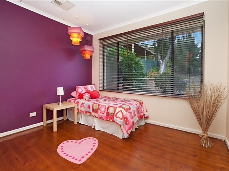 45 Audrey Crescent, Valley View SA 5093