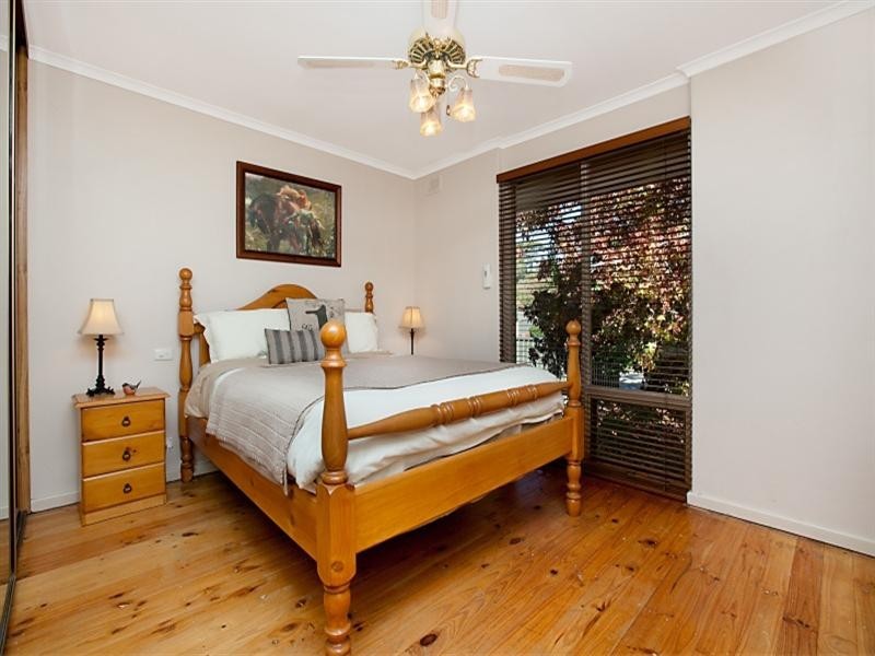 2 Carnarvon Avenue, Redwood Park SA 5097
