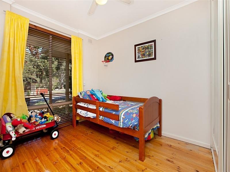 2 Carnarvon Avenue, Redwood Park SA 5097
