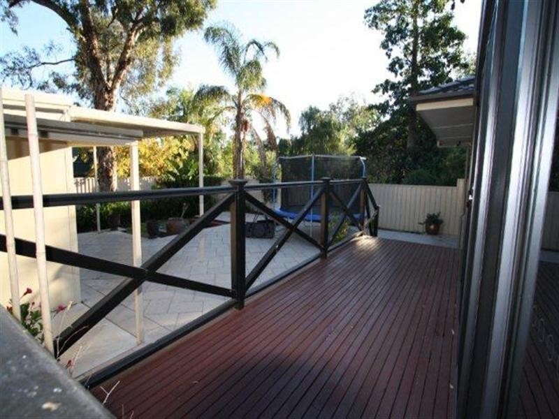 4 Hobart Crescent, Banksia Park SA 5091