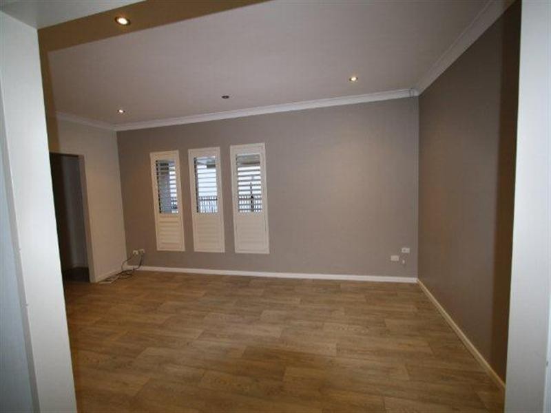 4 Hobart Crescent, Banksia Park SA 5091