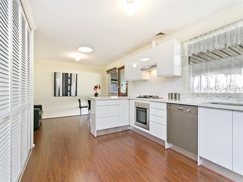 8 Yorrell Avenue, Surrey Downs SA 5126