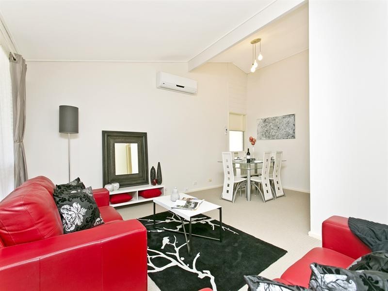 8 Yorrell Avenue, Surrey Downs SA 5126