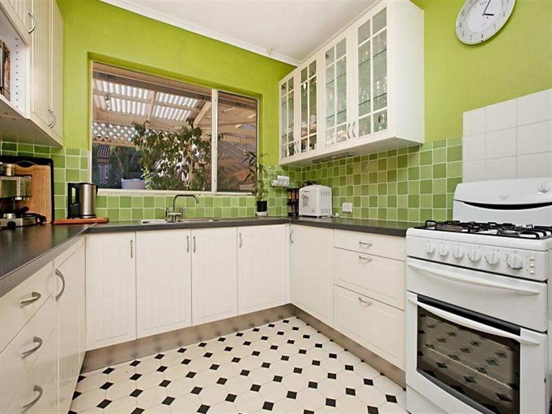 4 Altola Road, Modbury SA 5092