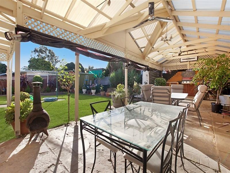 4 Altola Road, Modbury SA 5092